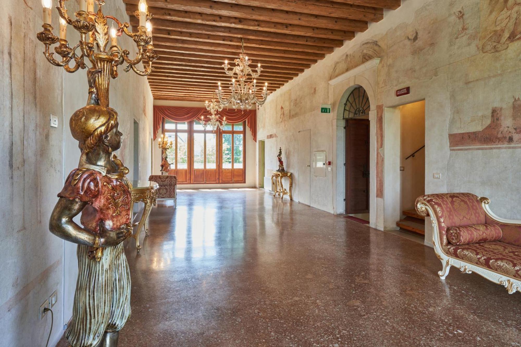 Villa Martin Sambruson Exteriör bild
